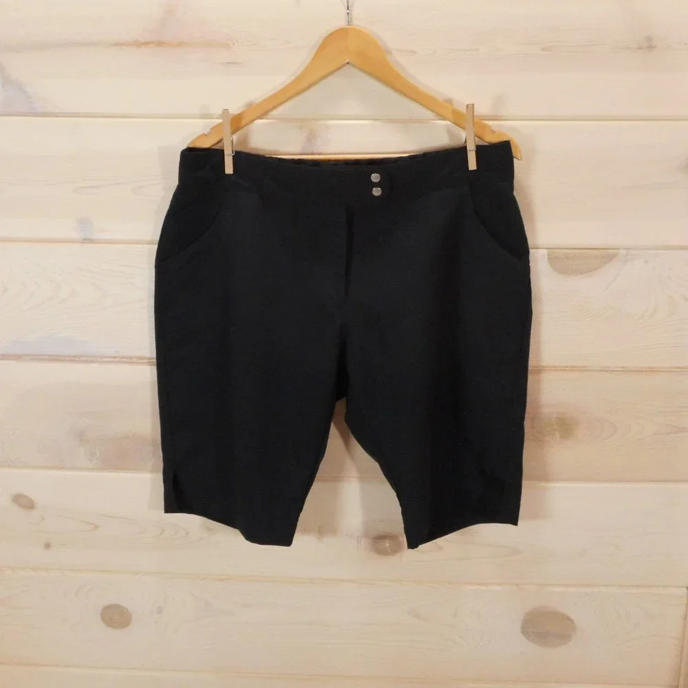 Adidas Dress Golf Shorts Men's Size L Black w/ Slash Pockets, Back Zip Pocket